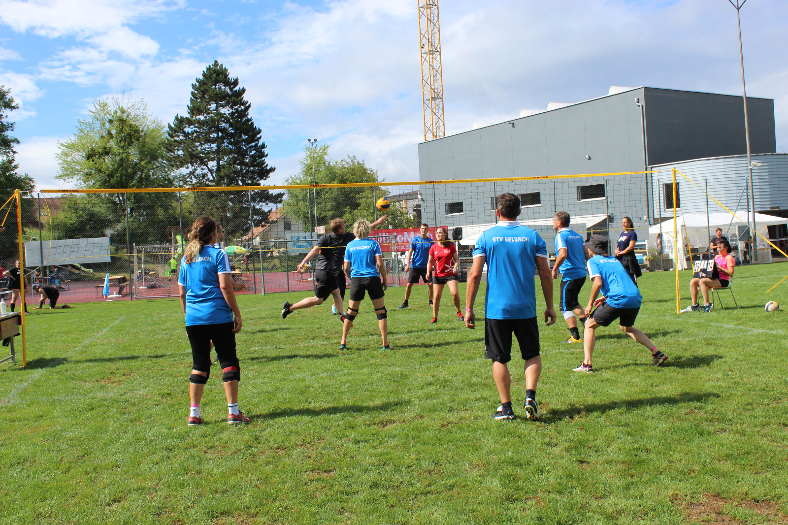 Volley  (10)